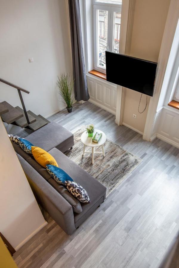 Deluxe Akacfa Apartments In The Heart Of Budapeşte Dış mekan fotoğraf