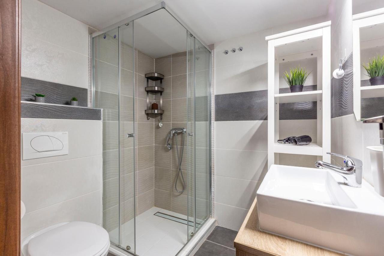 Deluxe Akacfa Apartments In The Heart Of Budapeşte Dış mekan fotoğraf