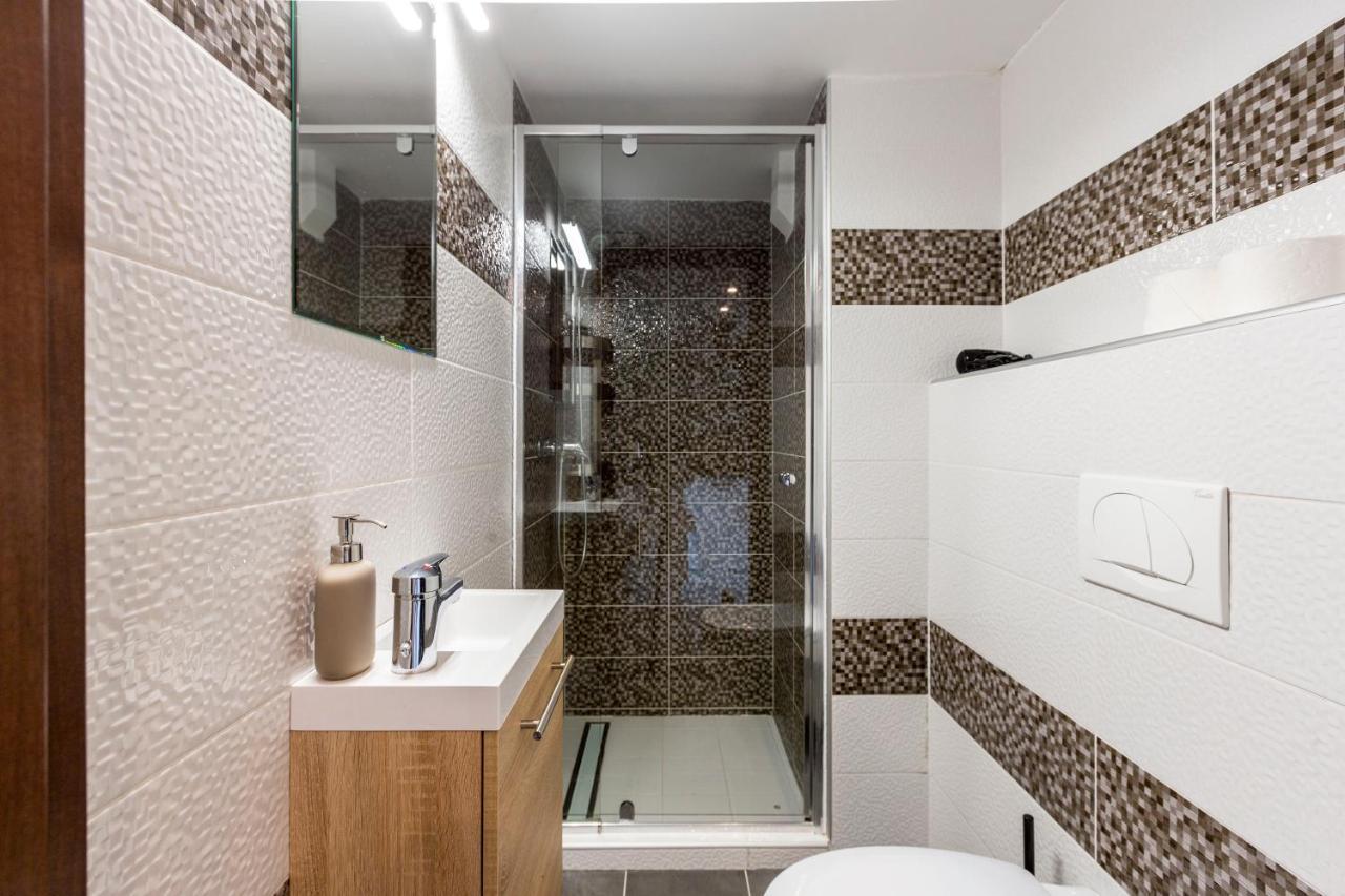 Deluxe Akacfa Apartments In The Heart Of Budapeşte Dış mekan fotoğraf